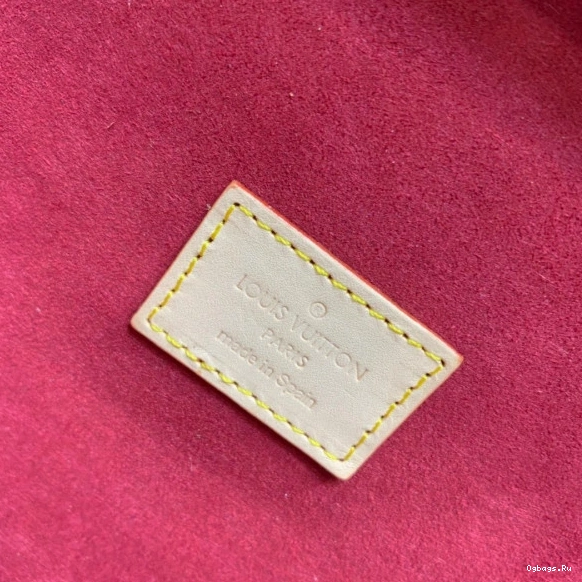 VUITTON JEWELRY BOX LOUIS 0126